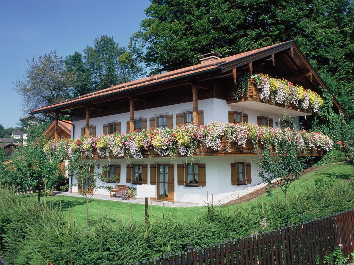 B&B Bad Endorf - Strohmayer Appartements - Bed and Breakfast Bad Endorf