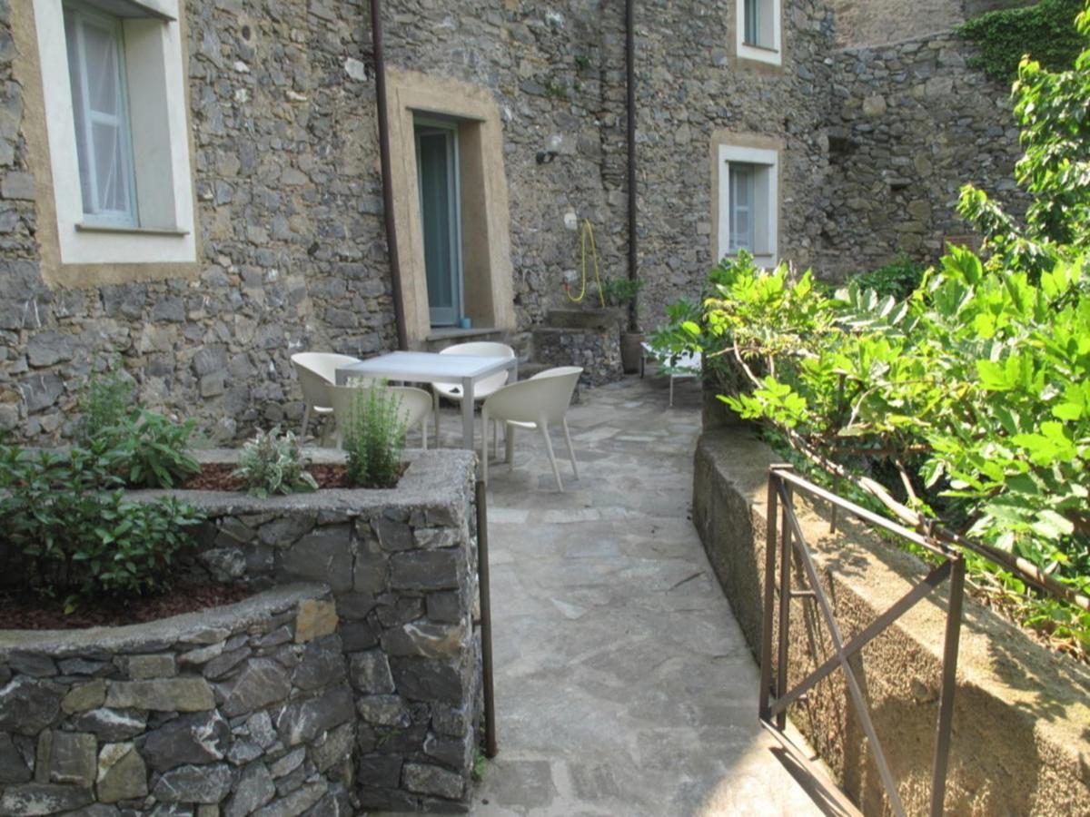 Castelletto with mountain view - B&B Colletta