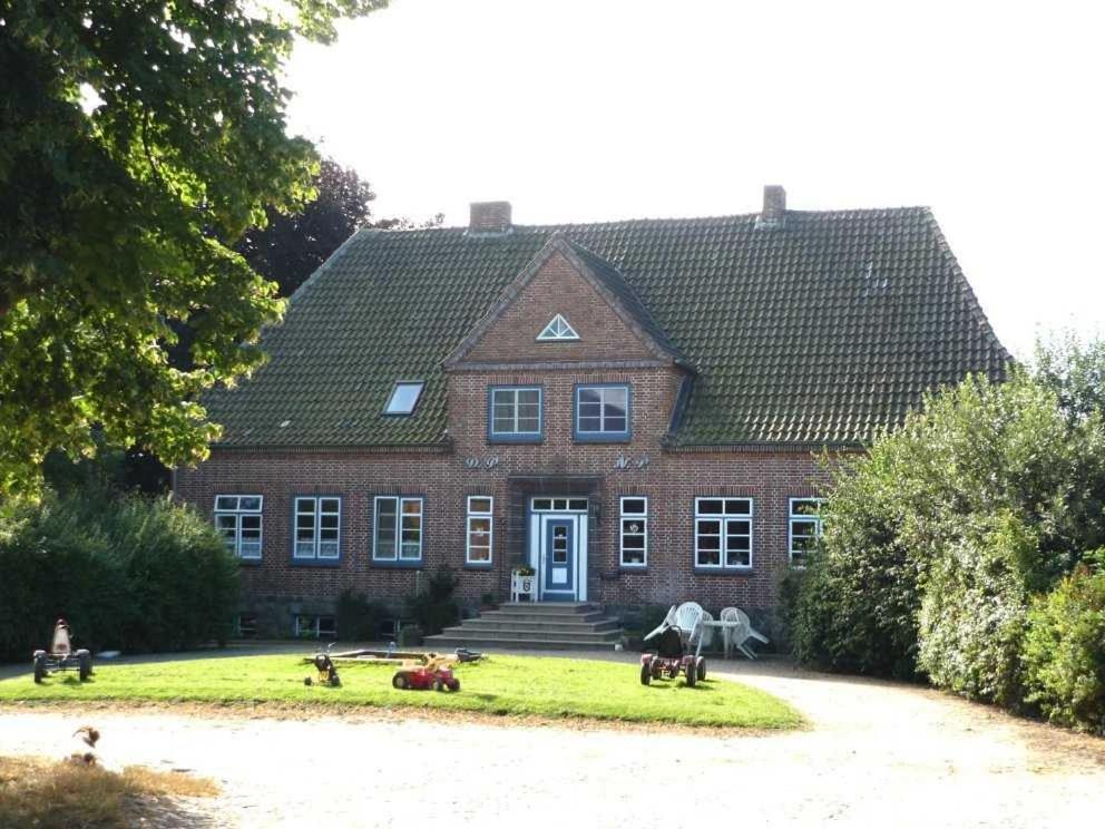 B&B Sörup - Ferienwohnungen Hof Loestrup - Bed and Breakfast Sörup