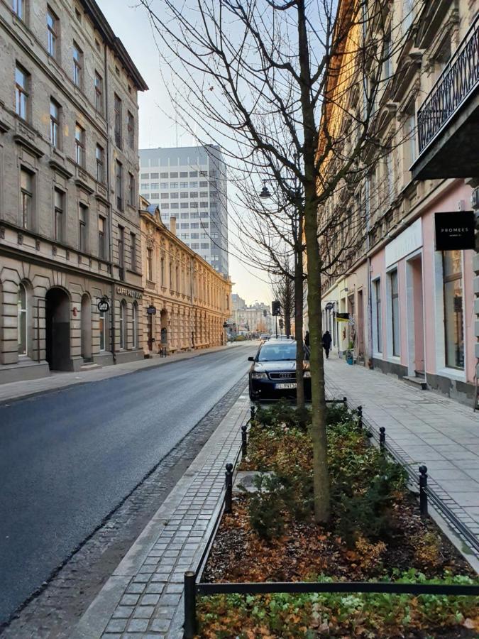 Piękne mieszkanie z balkonem - B&B Lodz