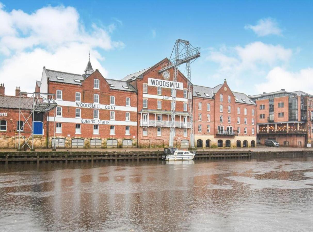 Cosy Riverside Apartment - FREE PARKING - B&B York