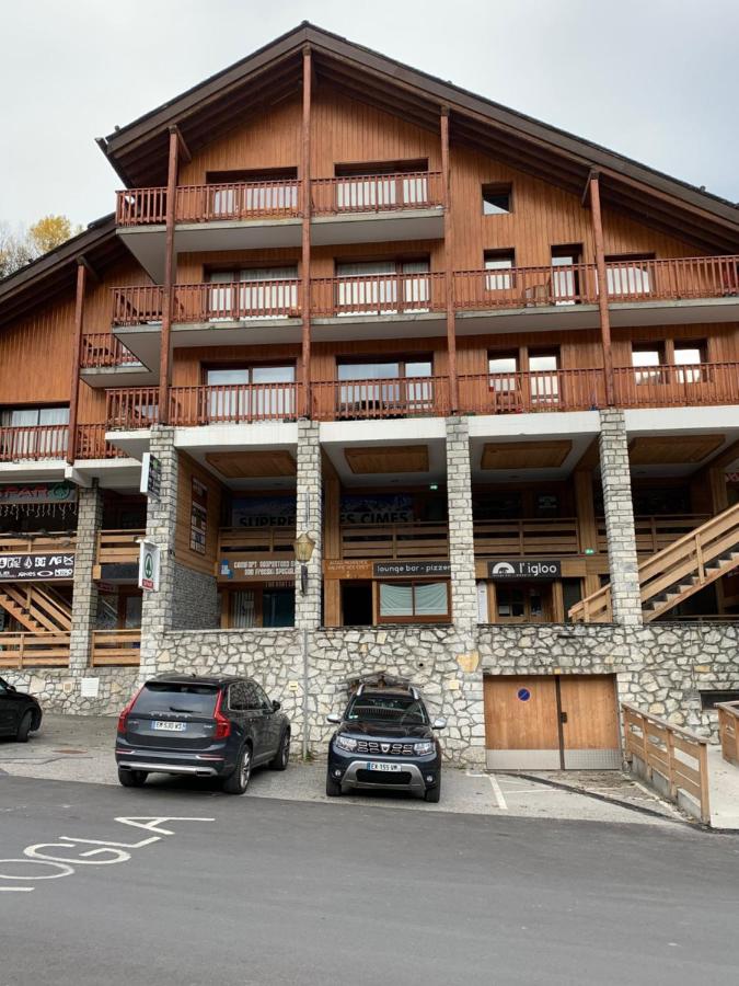Le lodge des Cîmes, Méribel Centre, Magnifique duplex cosy - B&B Méribel