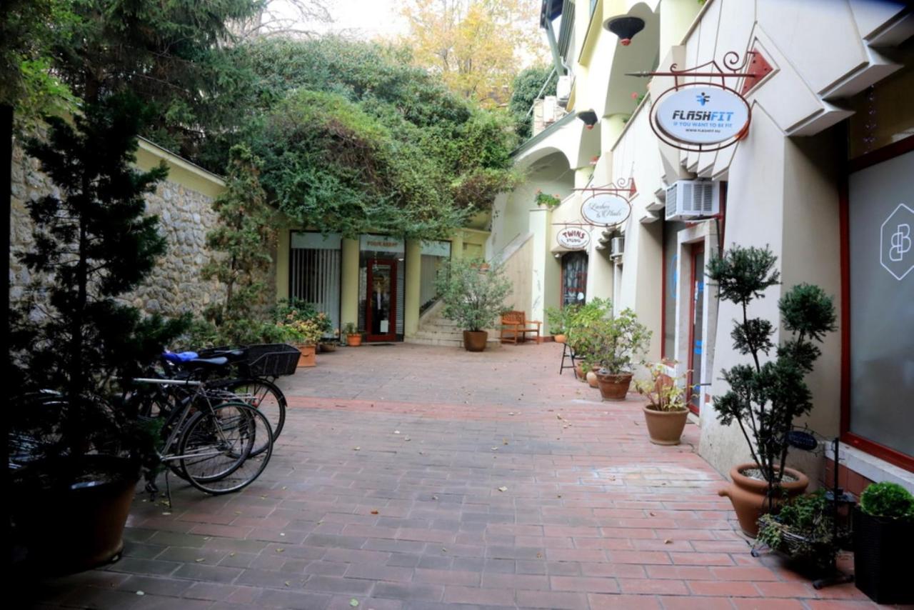 Studio Gold apartman - Bed and Breakfast