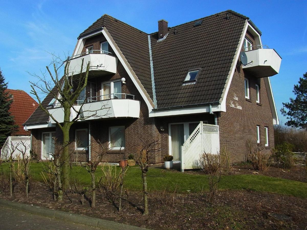 Two-Bedroom Apartment with Balcony Number 3