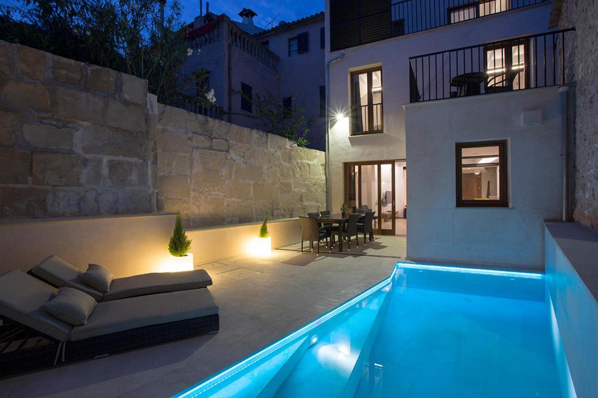 ANTIGUA CASA DE PUEBLO SANT SEBASTIA - B&B