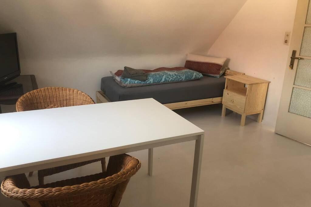 Room 1 - Ferienwohnung