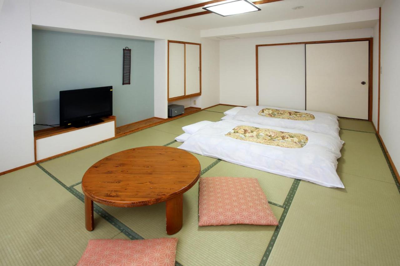 Japanese-Style Room - Breakfast and Dinner Included