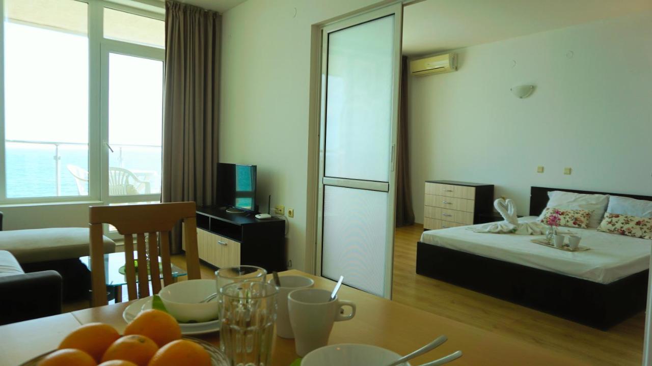 Apartment mit Meerblick