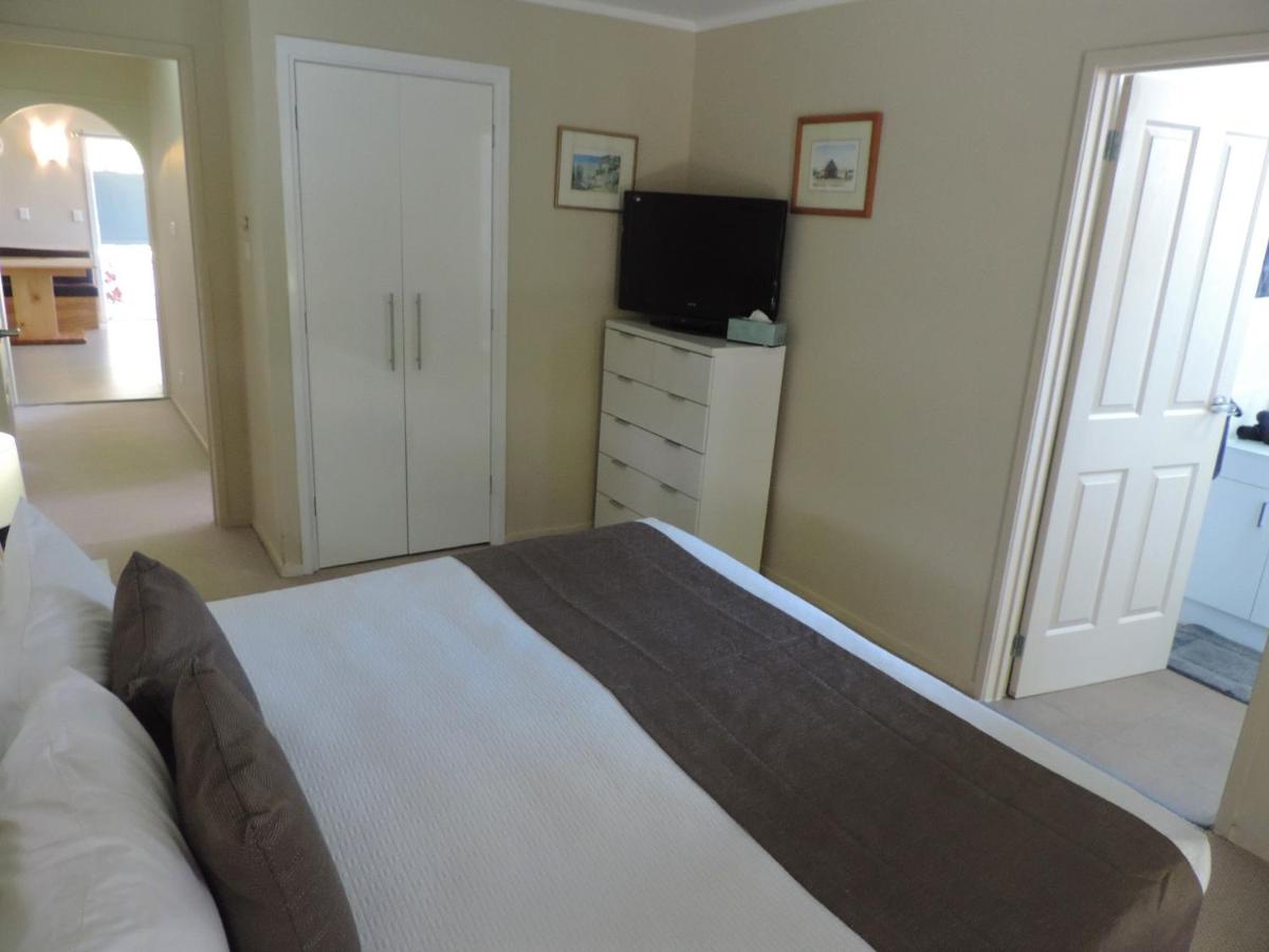 Appartement 2 Chambres - Vue sur Jardin et Location de Voitures