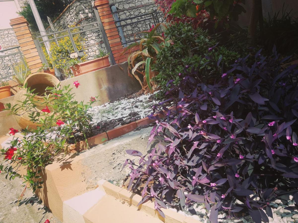 Anto's Apartment - Giardini Naxos - B&B Giardini-Naxos