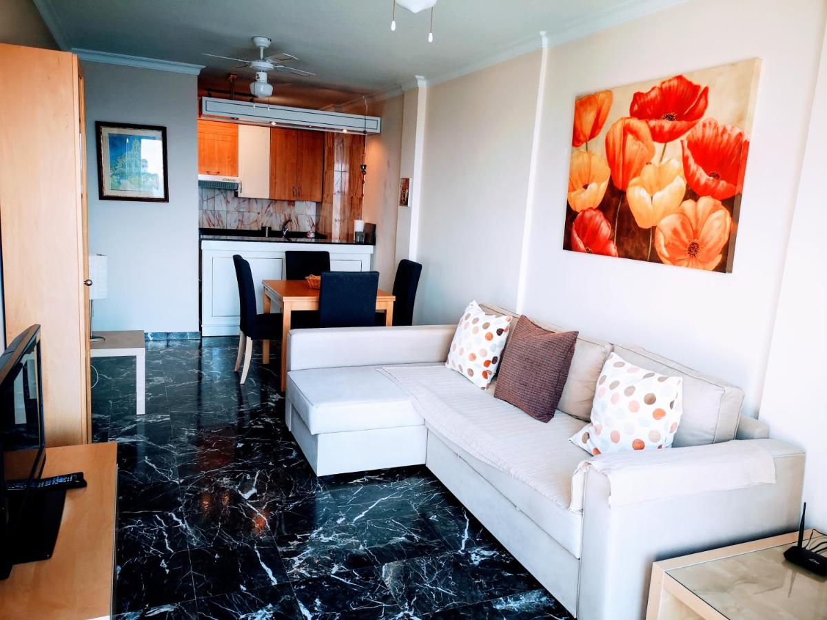 Magnificent Apt. with Sea View, Cliff & Marina - B&B Santiago del Teide