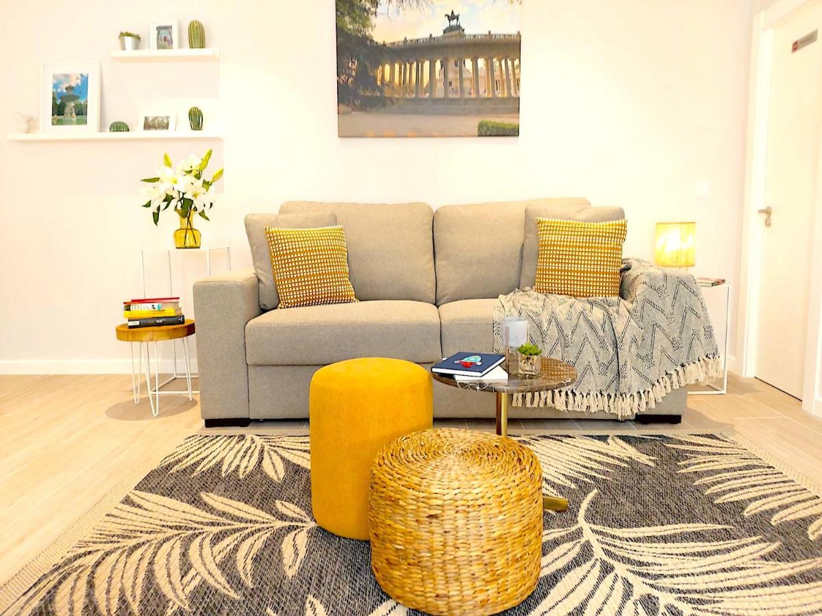 Apartamento Nuevo y Reformado al lado de la Gran Vía Madrileña - Ferienwohnung