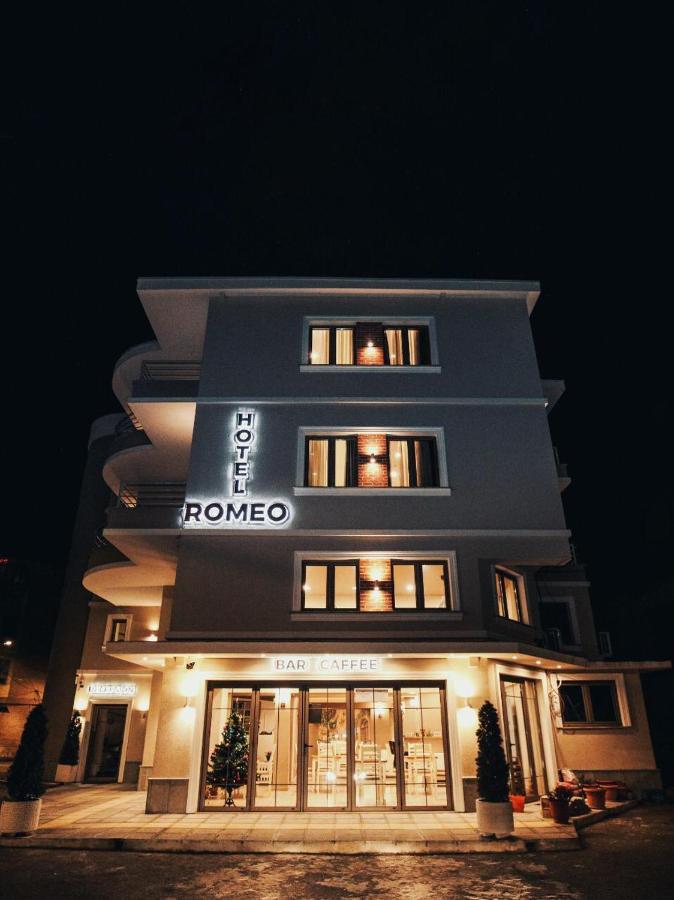 B&B Korçë - Hotel Romeo - Bed and Breakfast Korçë