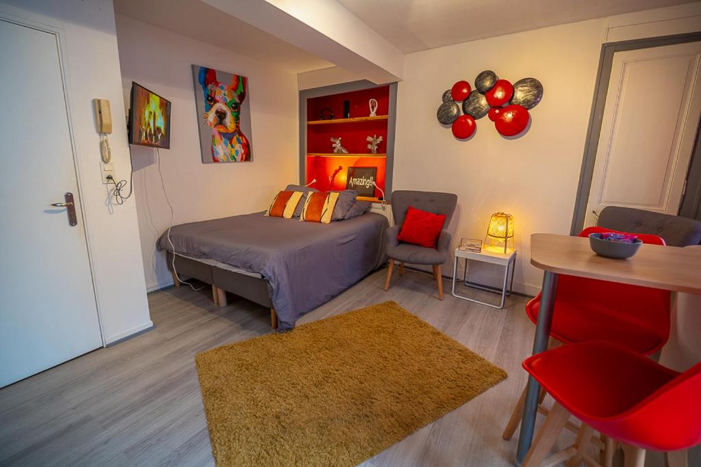 B&B Troyes - APPART dans HYPER CENTRE (GARE/WIFI/PARKING) - Bed and Breakfast Troyes