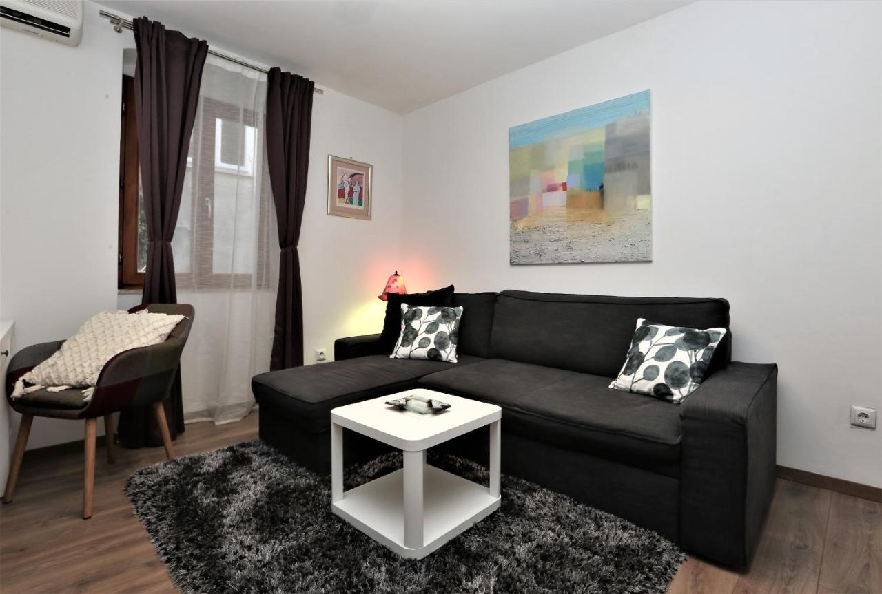 Apartment ARCHIE - Ferienwohnung Split