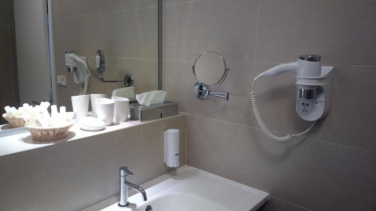 Hotel Lev