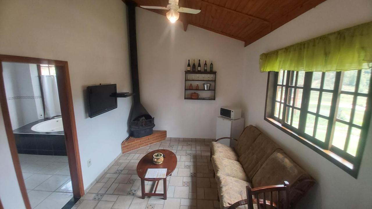 Chalet with Spa Bath (2 Adults)