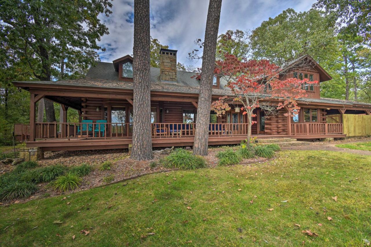 Hot Tub, Grill Hilltop Log Cabin in Hot Springs! - Chambres d’hôtes