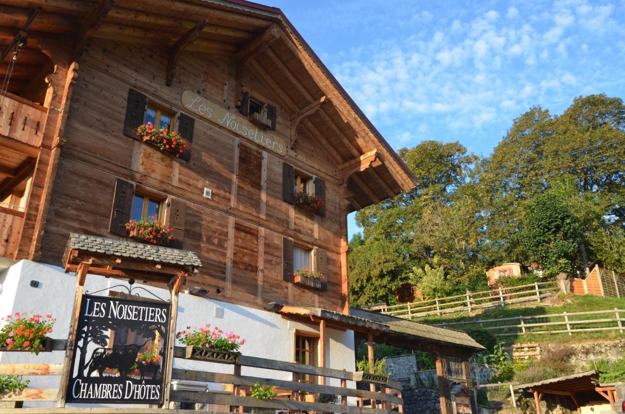 B&B Leysin - Les chambres et Roulottes des Noisetiers - Bed and Breakfast Leysin