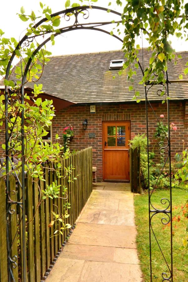 Pine Tree Lodge, Bridgnorth - Ferienwohnung