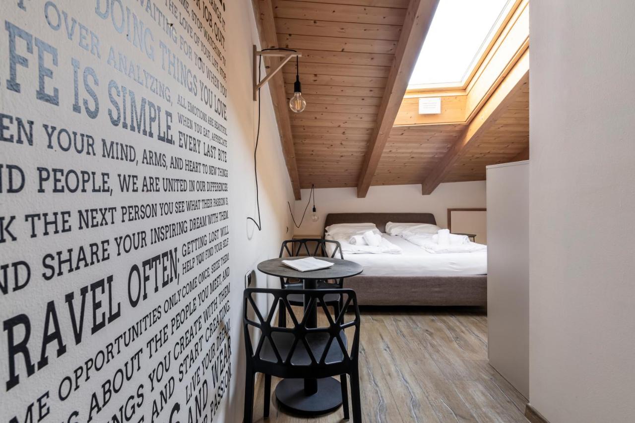 Stay COOPER l Goethe Guesthouse - Ferienwohnung Bozen