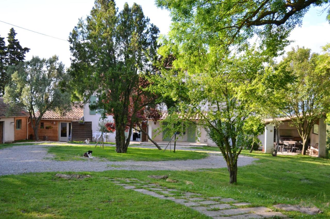 Villa spacieuse à Laurac avec piscine partagée 160 m² - Chambres d’hôtes