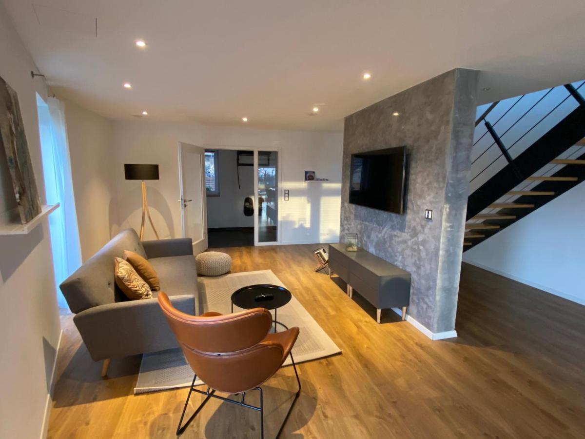 Modernes Ferienhaus im Schwarzwald - B&B Pfreimd