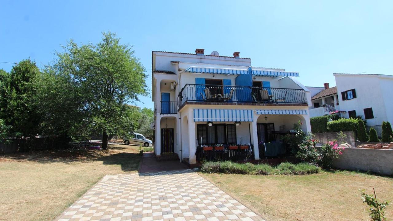 Apartments Lastavica - B&B