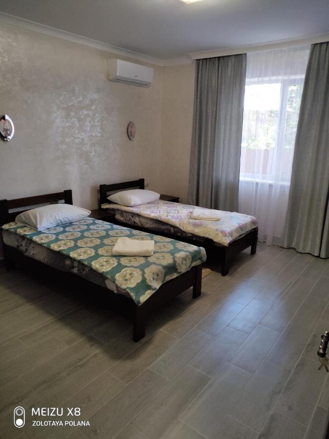 Standard Twin Suite