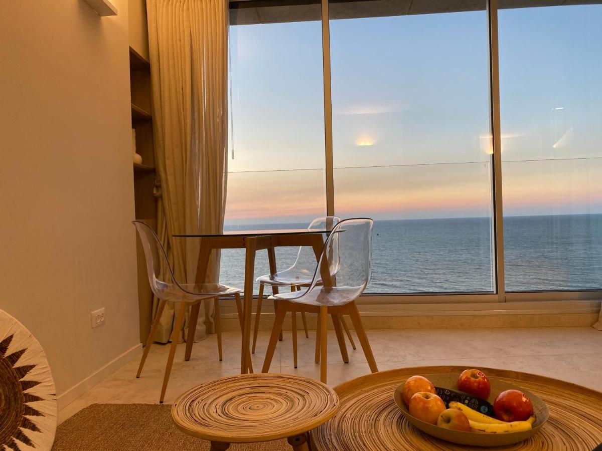 B&B Herzliya - daniel hotel beach view boutique apt - Bed and Breakfast Herzliya