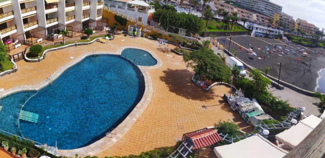 Apartamento Neptuno playa 06 - Bed and Breakfast Puerto de Santiago