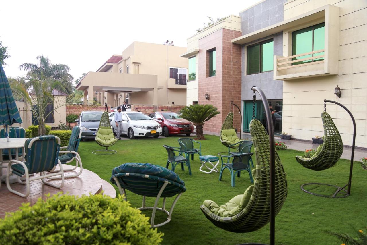 B&B Islamabad - Grace Guest House - Bed and Breakfast Islamabad