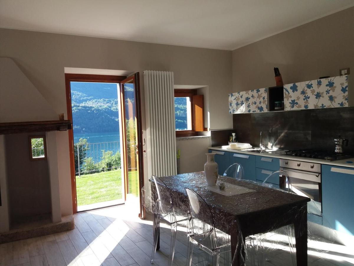 B&B Pettenasco - Lago d'Orta Appartamento con vista - Bed and Breakfast Pettenasco