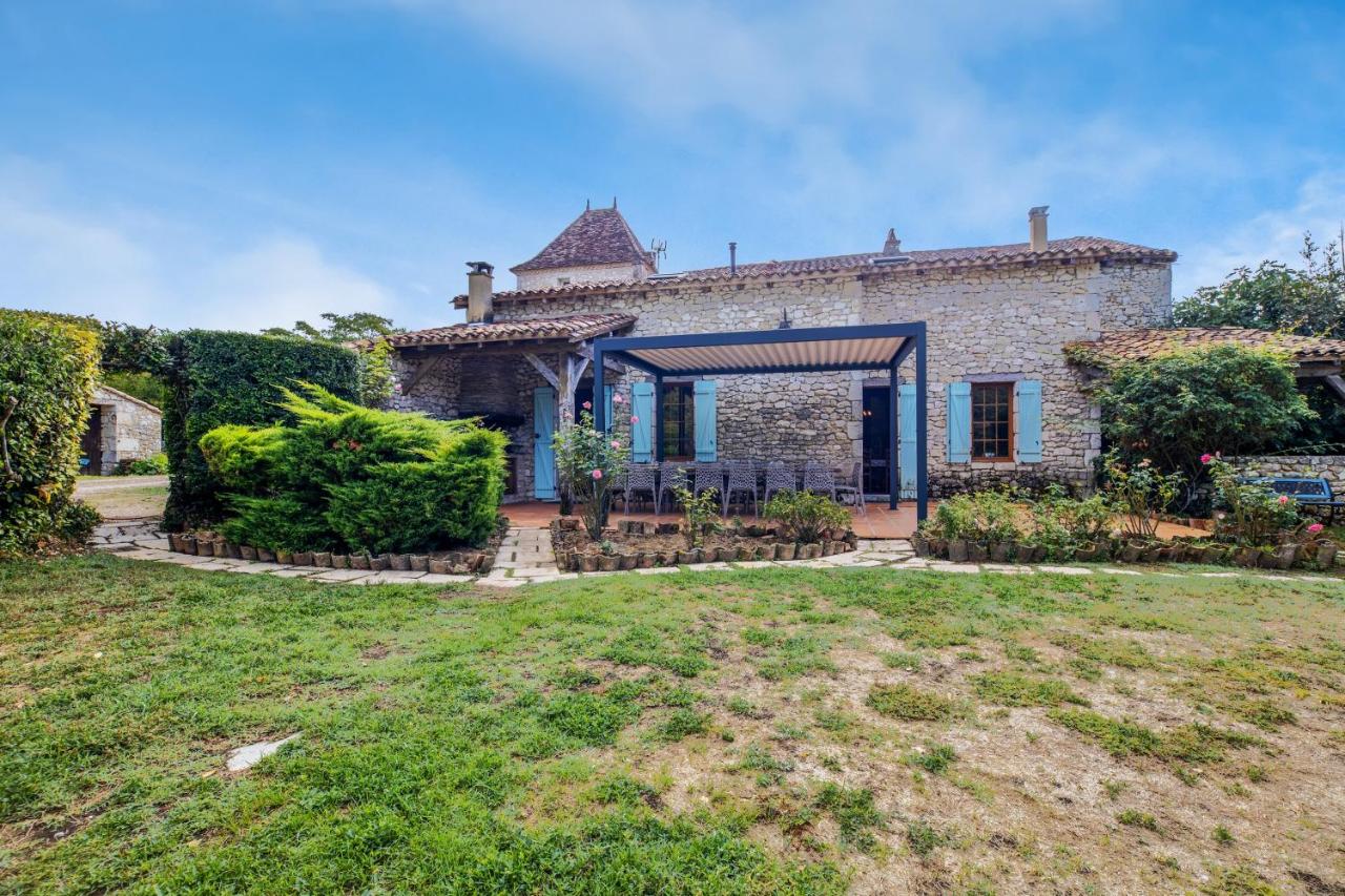 Maison spacieuse à Thenac avec piscine privée - Ferienwohnung
