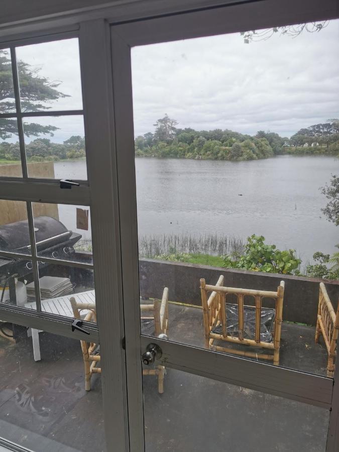 Barbwire Bach - B&B Opunake