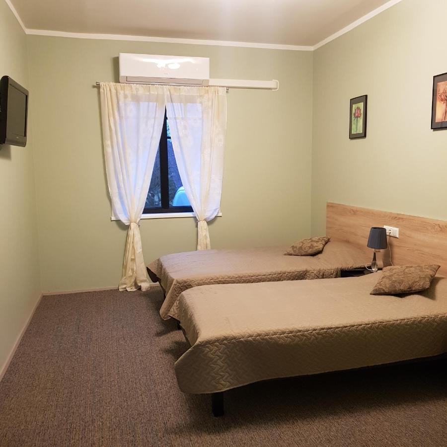 Twin Room with Shower