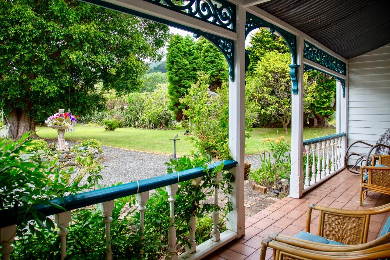 B&B Coromandel - Karamana Homestead (1872) - Bed and Breakfast Coromandel