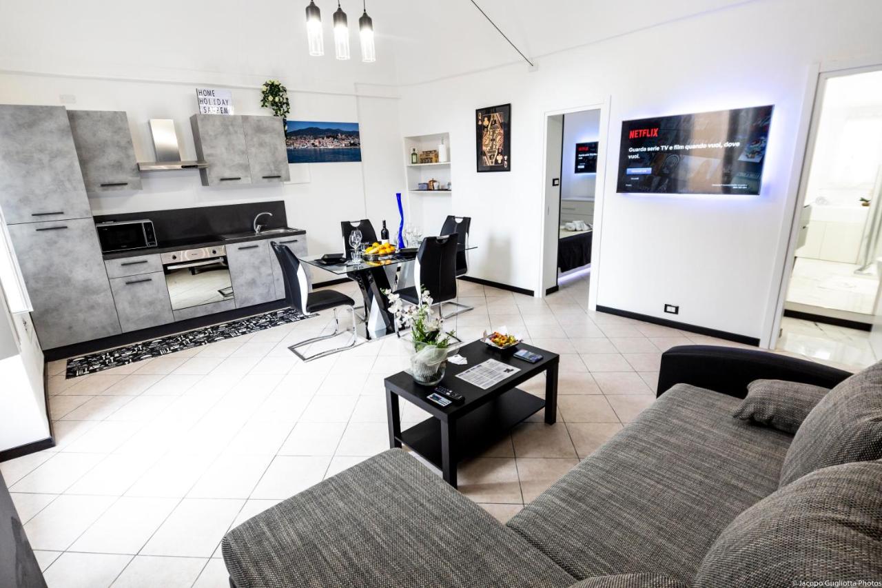 HomeHolidaySanremo - 2,0 - B&B Sanremo