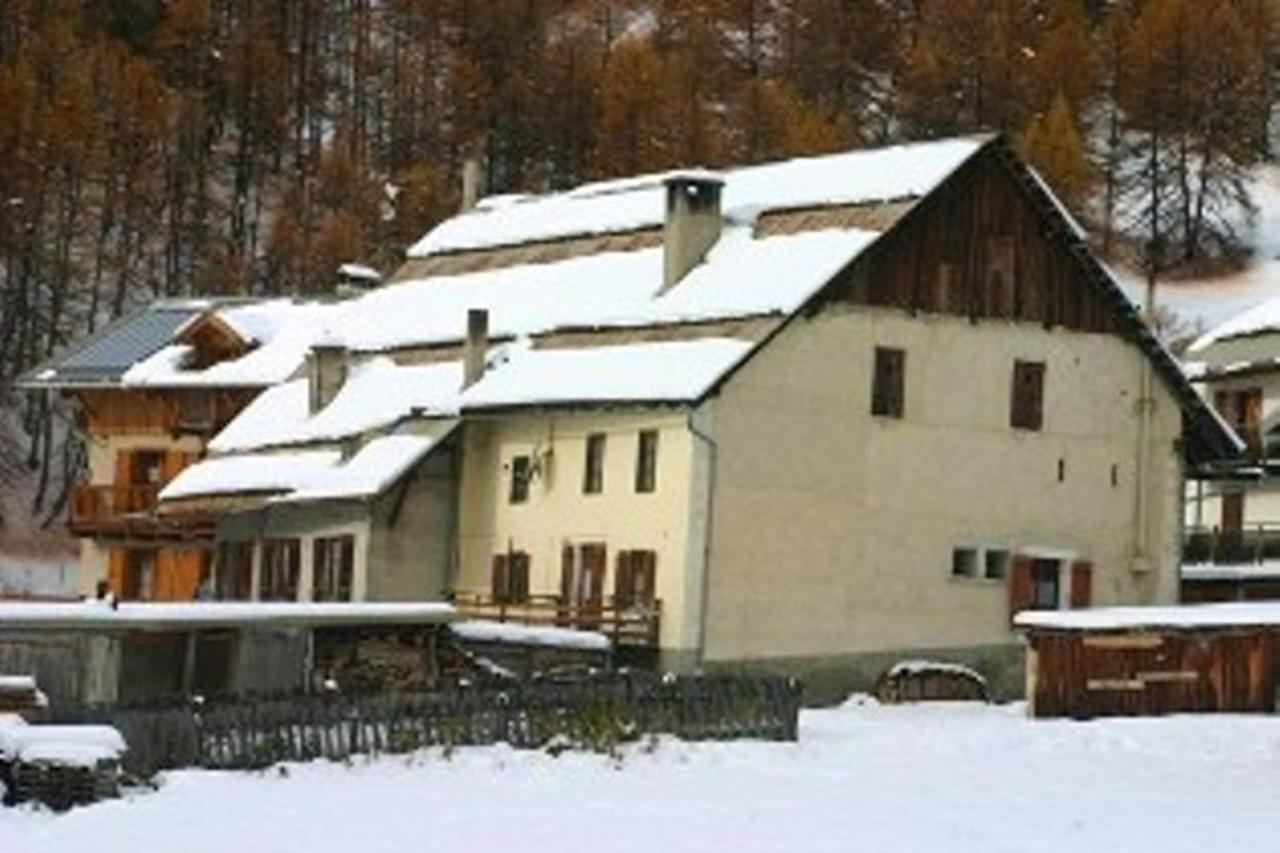 Appartement charmant à Arvieux, 50 m², vue montagne - B&B