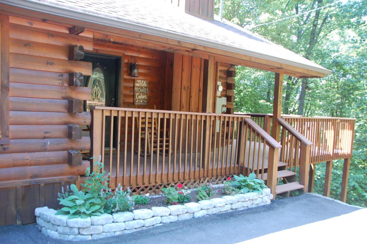 B&B Pigeon Forge - His Promises Cabin - Bed and Breakfast Pigeon Forge