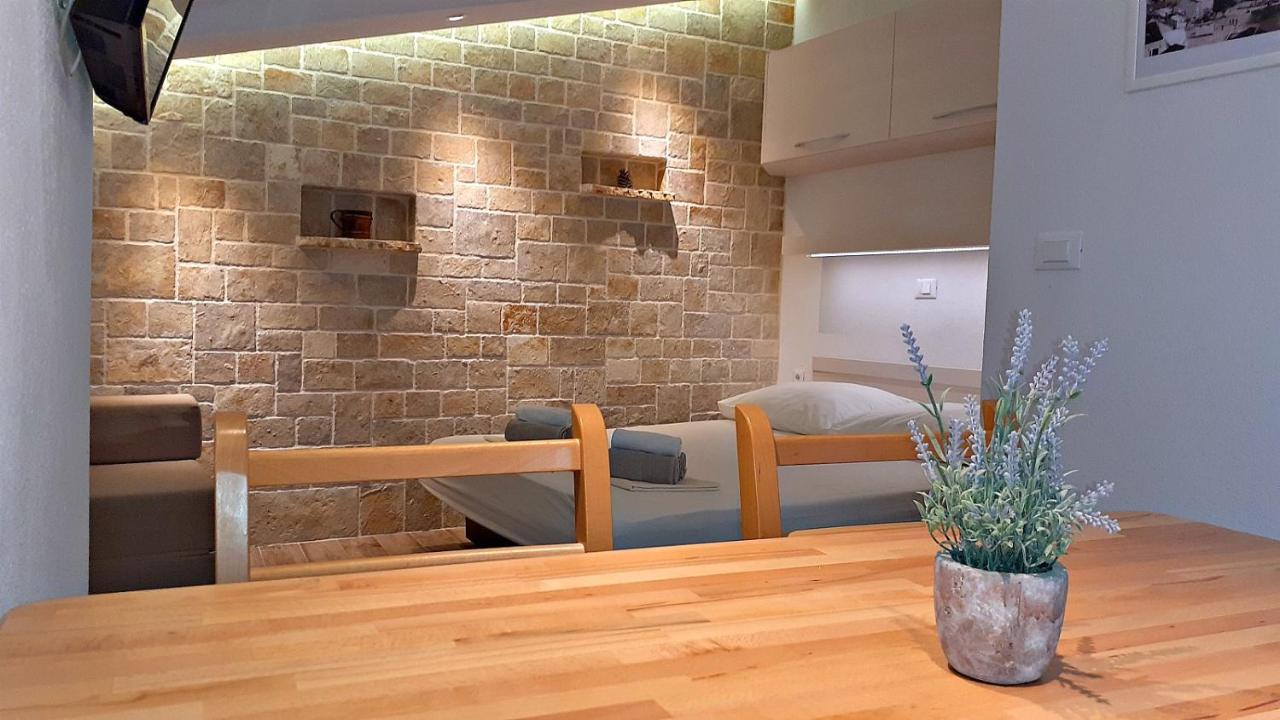 Stone House Bonaca - B&B
