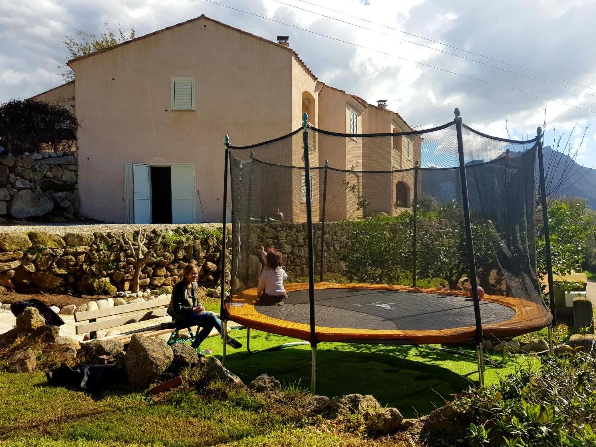 Maison charmante à Propriano avec vue sur la montagne - B&B