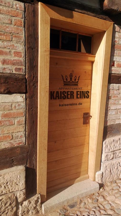 Wohlfühl Appartement -direkt--- Kaisereins punkt de --- traditionelles Lehmhaus Parken gratis - Chambres d'hôtes Quedlinbourg