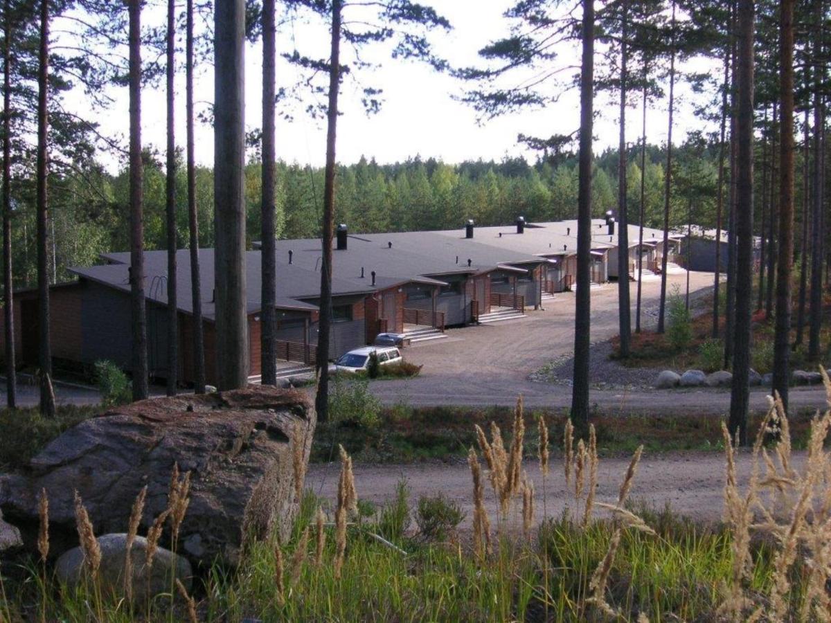 Kuoreksenniemi Villas & Lakehouse - B&B Puumala