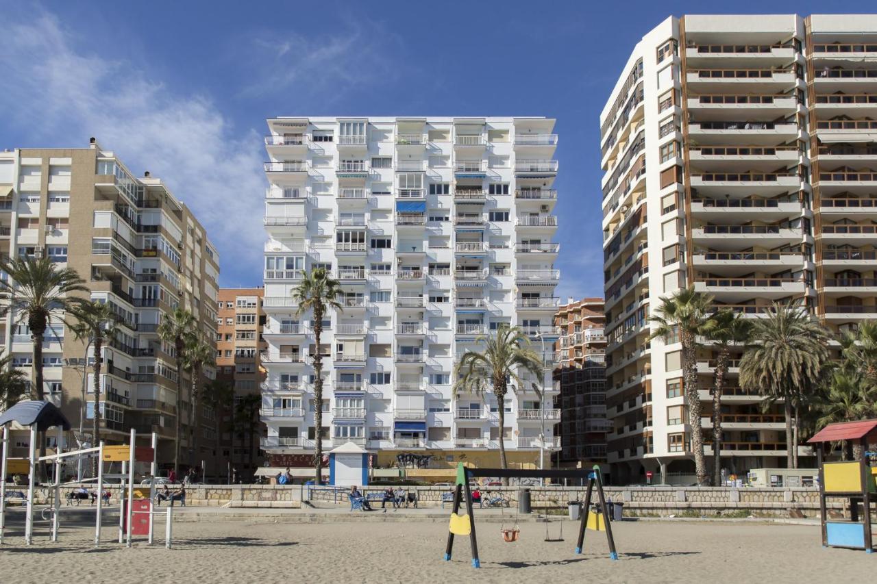 MalagadeVacaciones - La mar salada - B&B Málaga