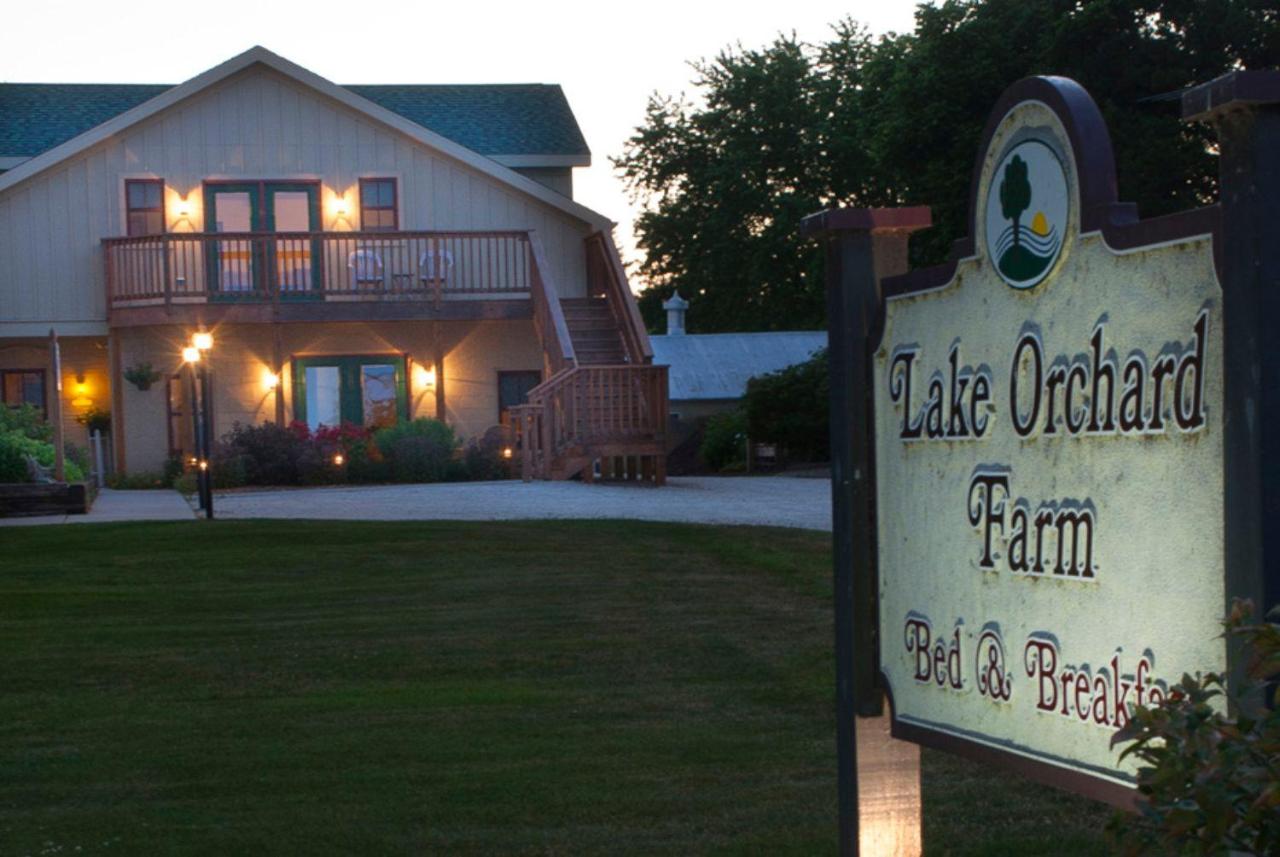 Lake Orchard Farm Retreat - B&B Sheboygan