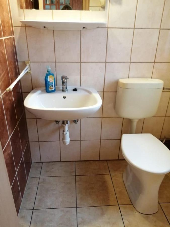 One-Bedroom Apartment (4 Adults)