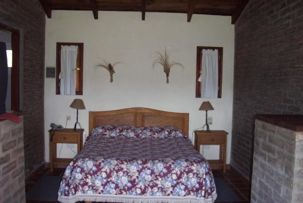 Bungalow (2 Adults)