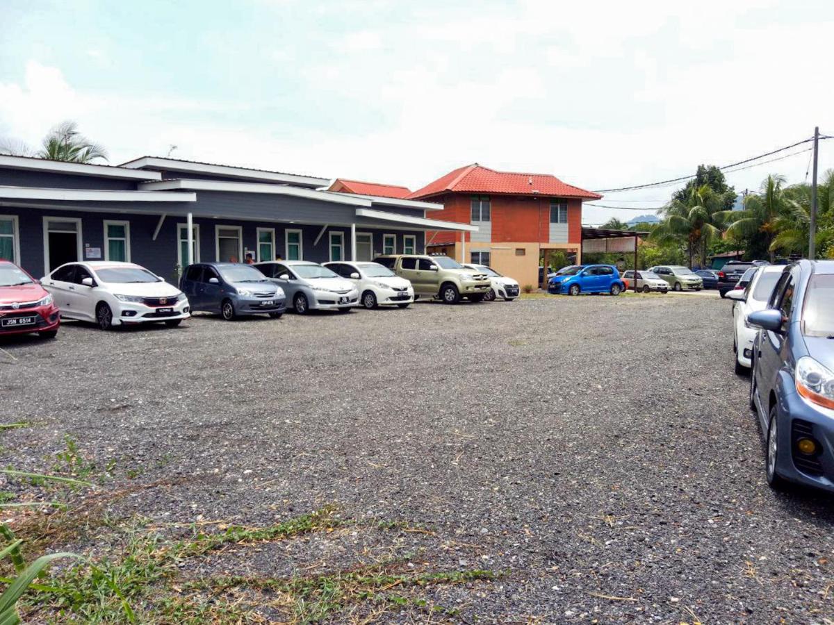 22 Idaman Homestay - B&B