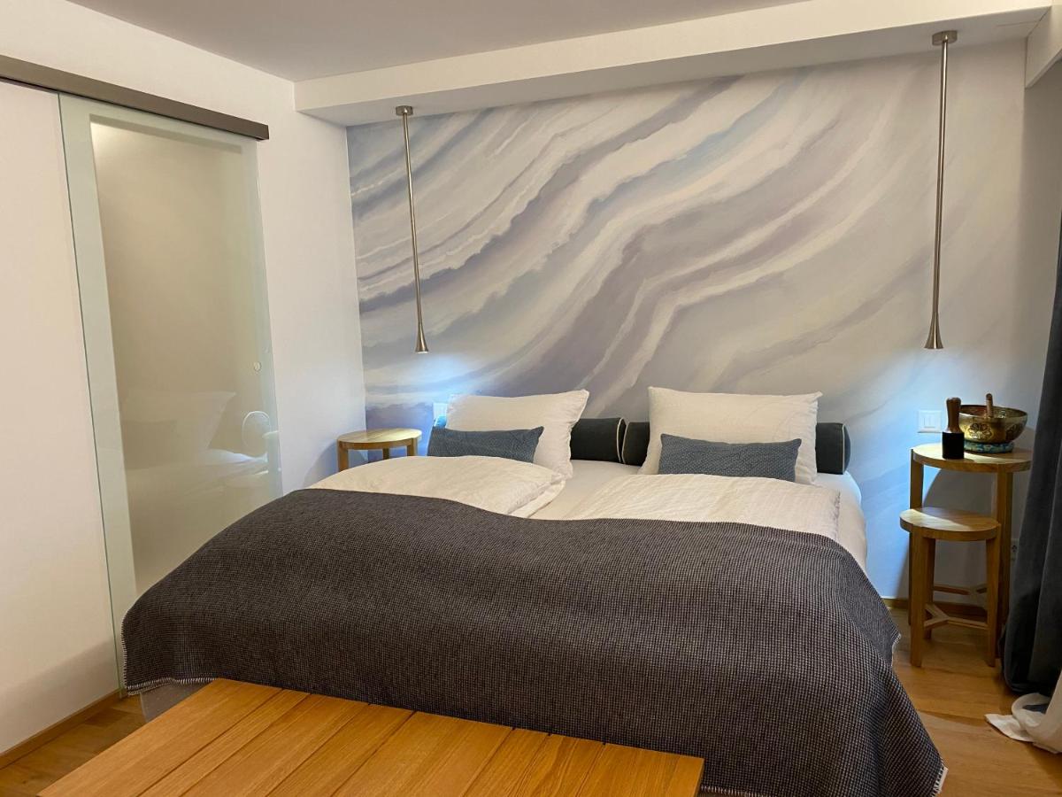 Deluxe Double Room with Shower